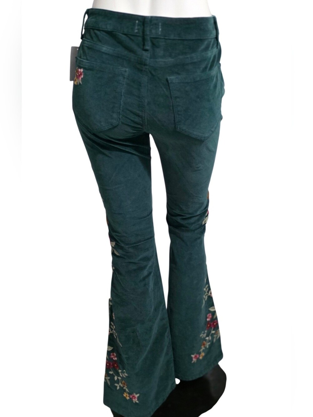 Driftwood Farrah Embroidered Cord Flare Jean at Free People Size 26 NWT - Picture 5 of 16